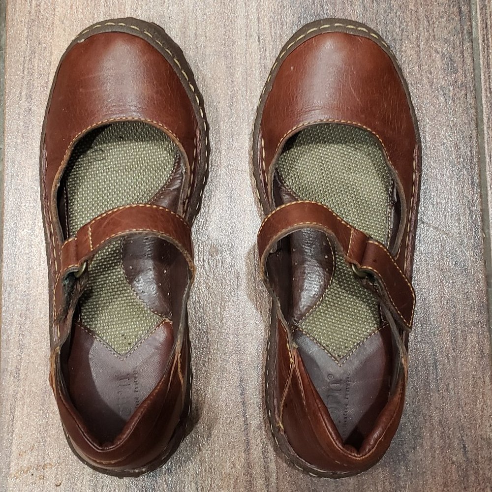 Born Mary Janes w/hook loop closure strap